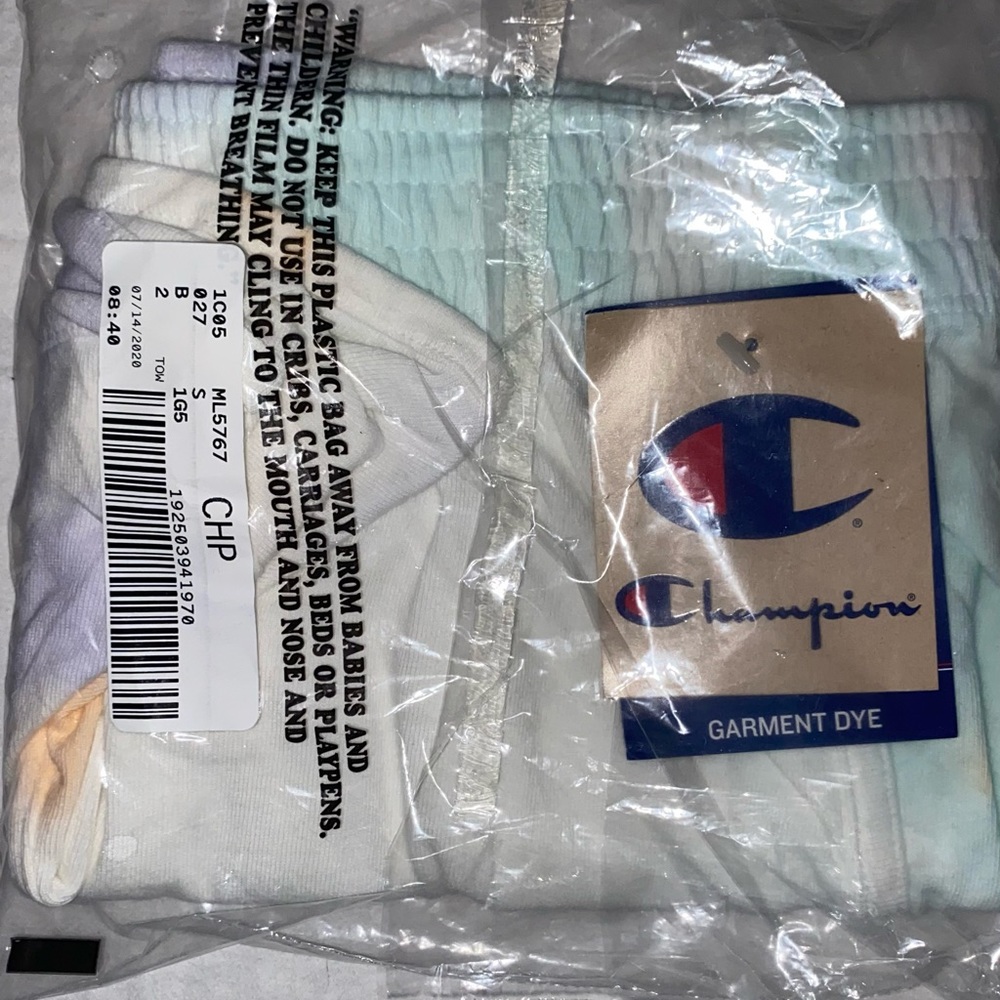 Champion Classic/Vintage Tie-Dye - Picture 2 of 2